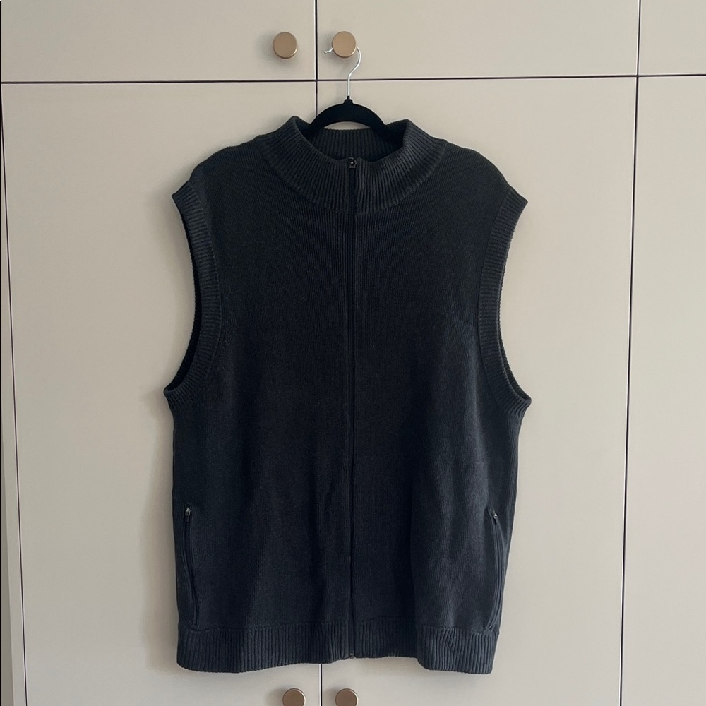 Men's Gray Zip-Up Sweater Vest - XL